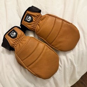 Hestra brown warm ski mittens size 7 women’s